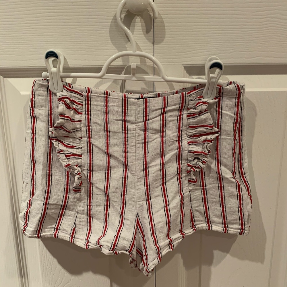Cutest stripped shorts!